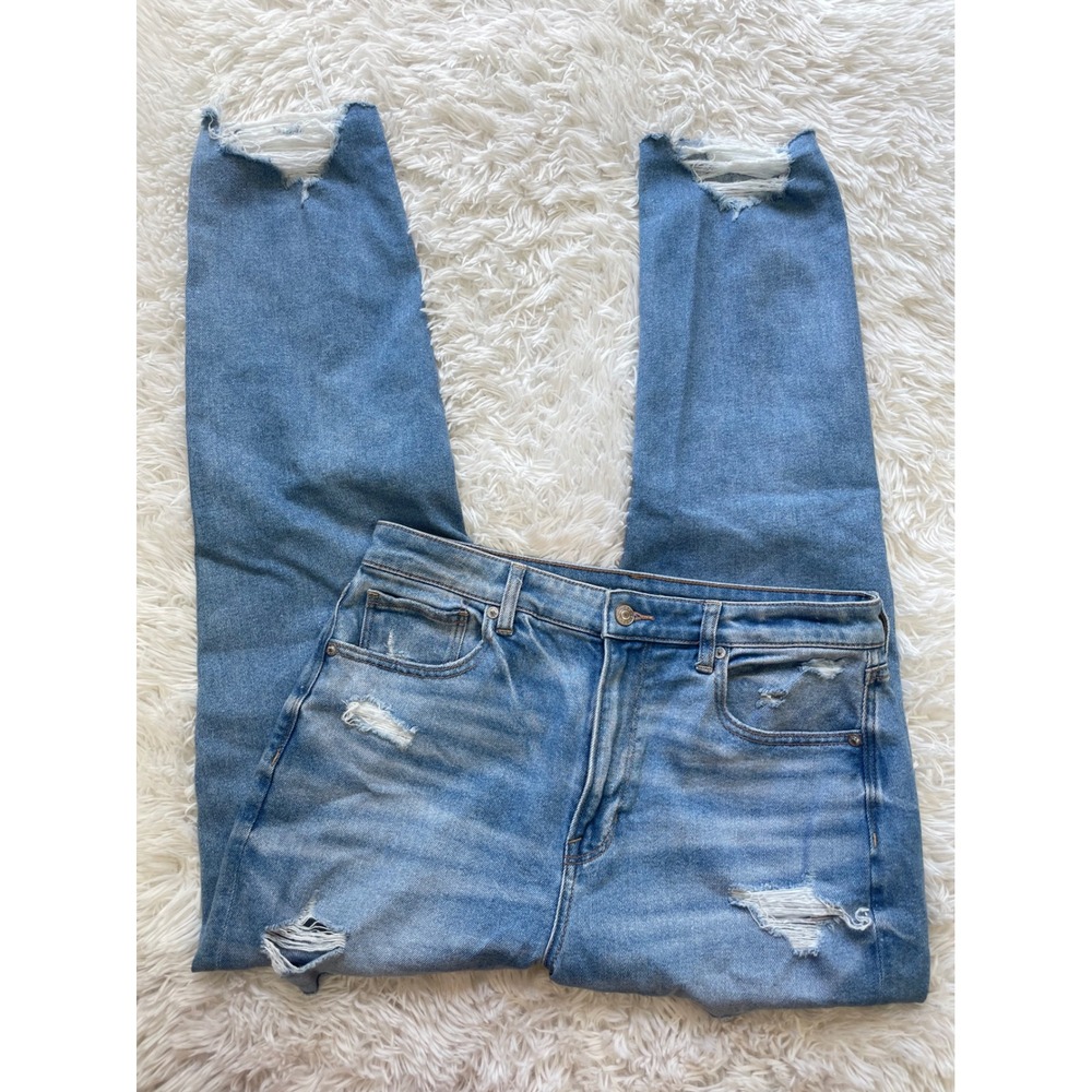 American Eagle Stretch Mom Jeans